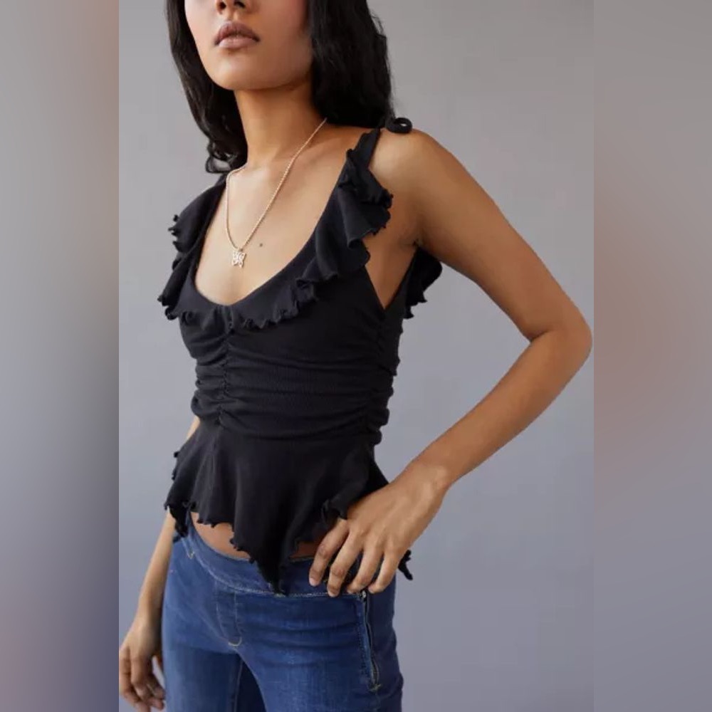 NWT Urban Outfitters Ruffle Tank